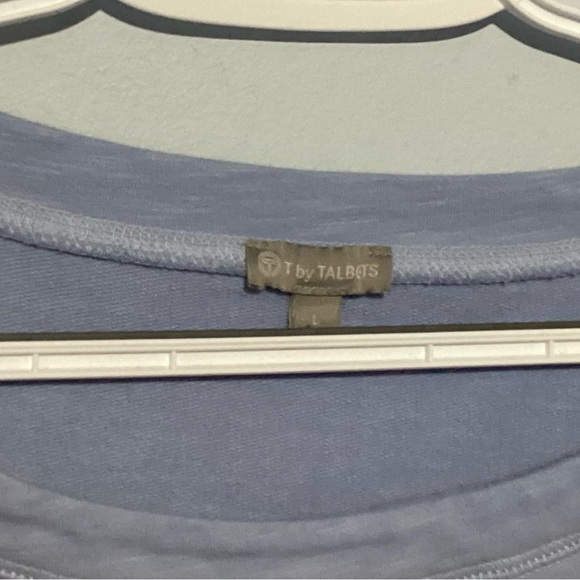 T by Talbots Ombré blue crew neck Sweatshirt size L - Picture 2 of 5